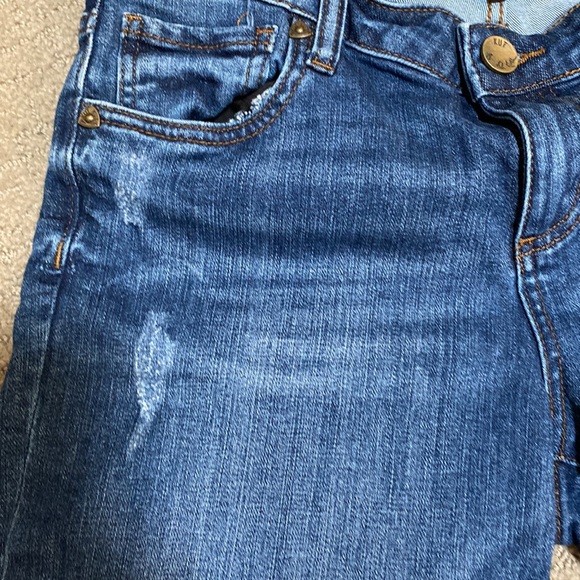 Kut from the Kloth boyfriend shorts, size 8 - Picture 3 of 7